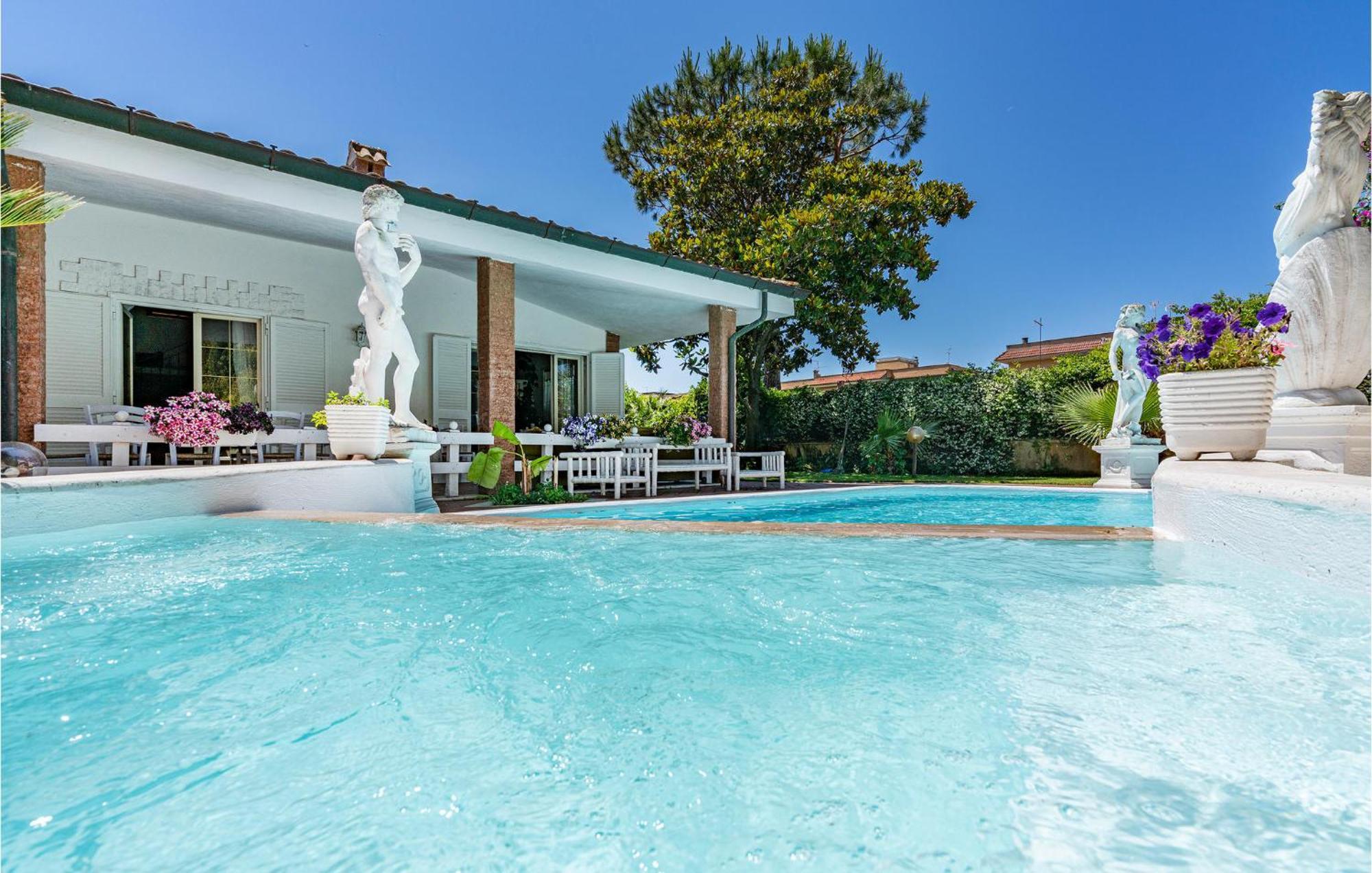 Beautiful Home In Fiumicino With Wifi Buitenkant foto