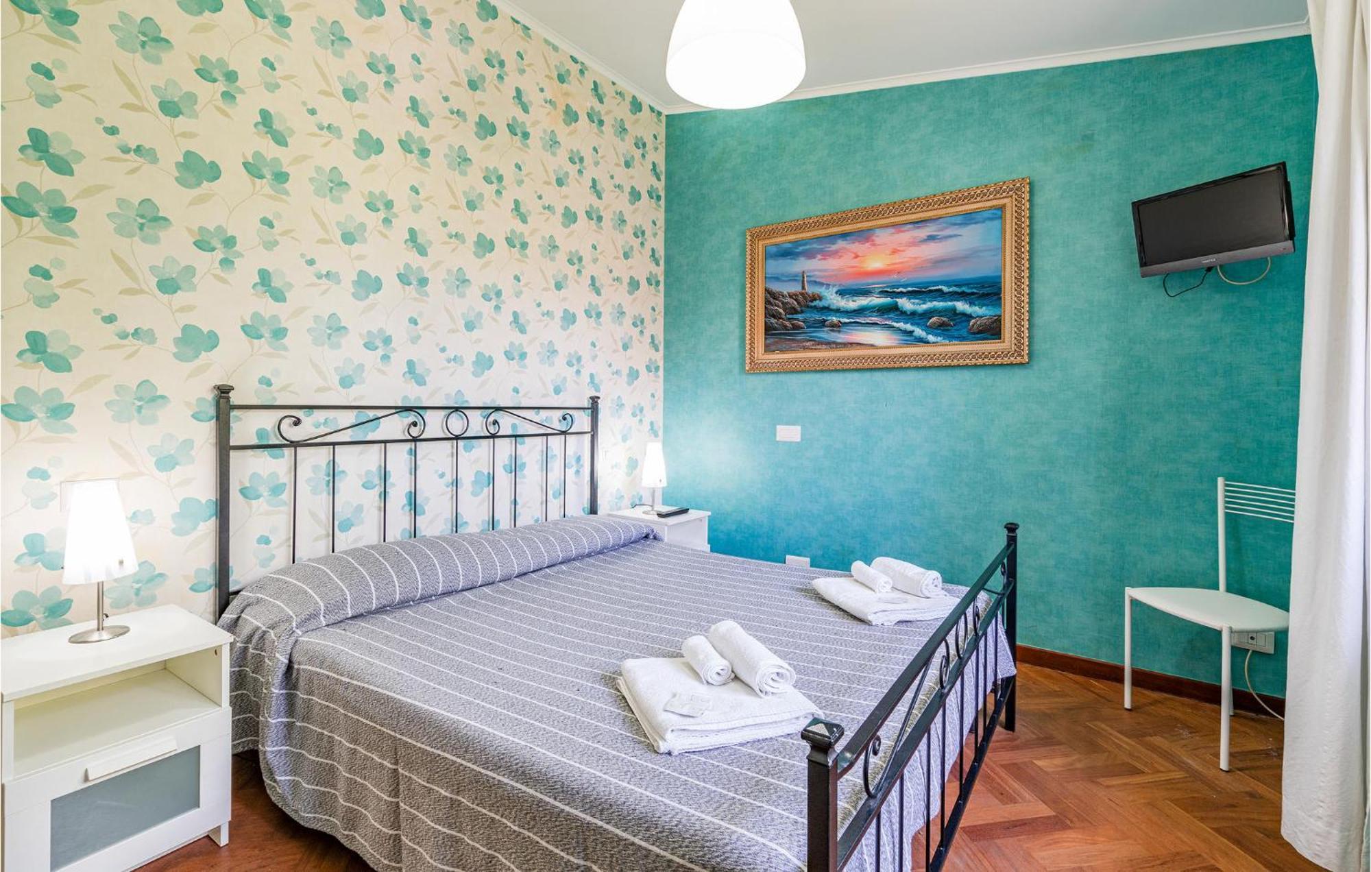 Beautiful Home In Fiumicino With Wifi Buitenkant foto