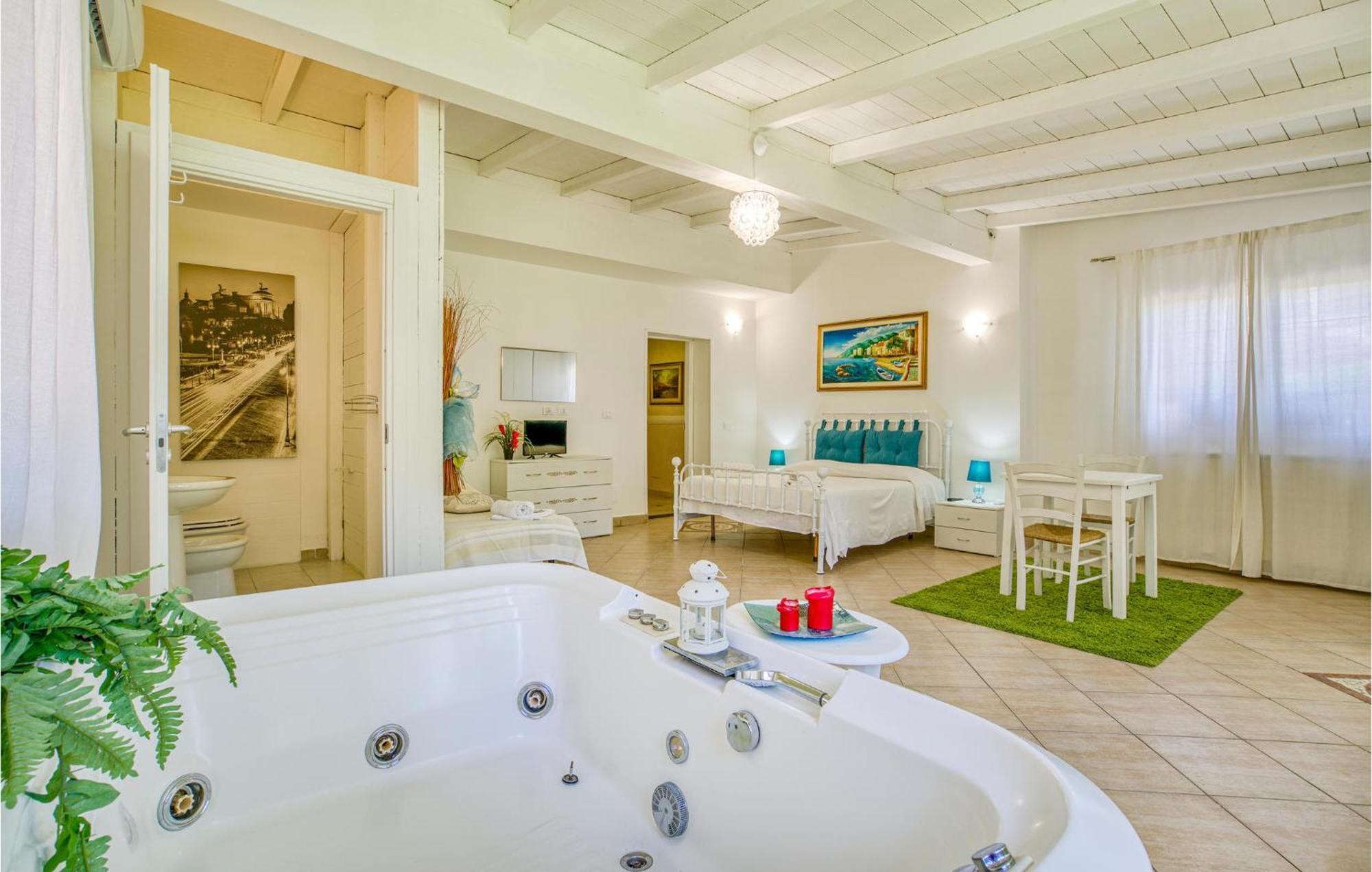Beautiful Home In Fiumicino With Wifi Buitenkant foto
